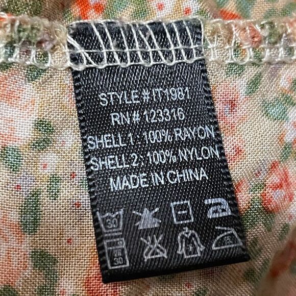 Iris Basic | Women’s Sleeveless Boho Floral Prairie Blouse Large - Picture 5 of 8